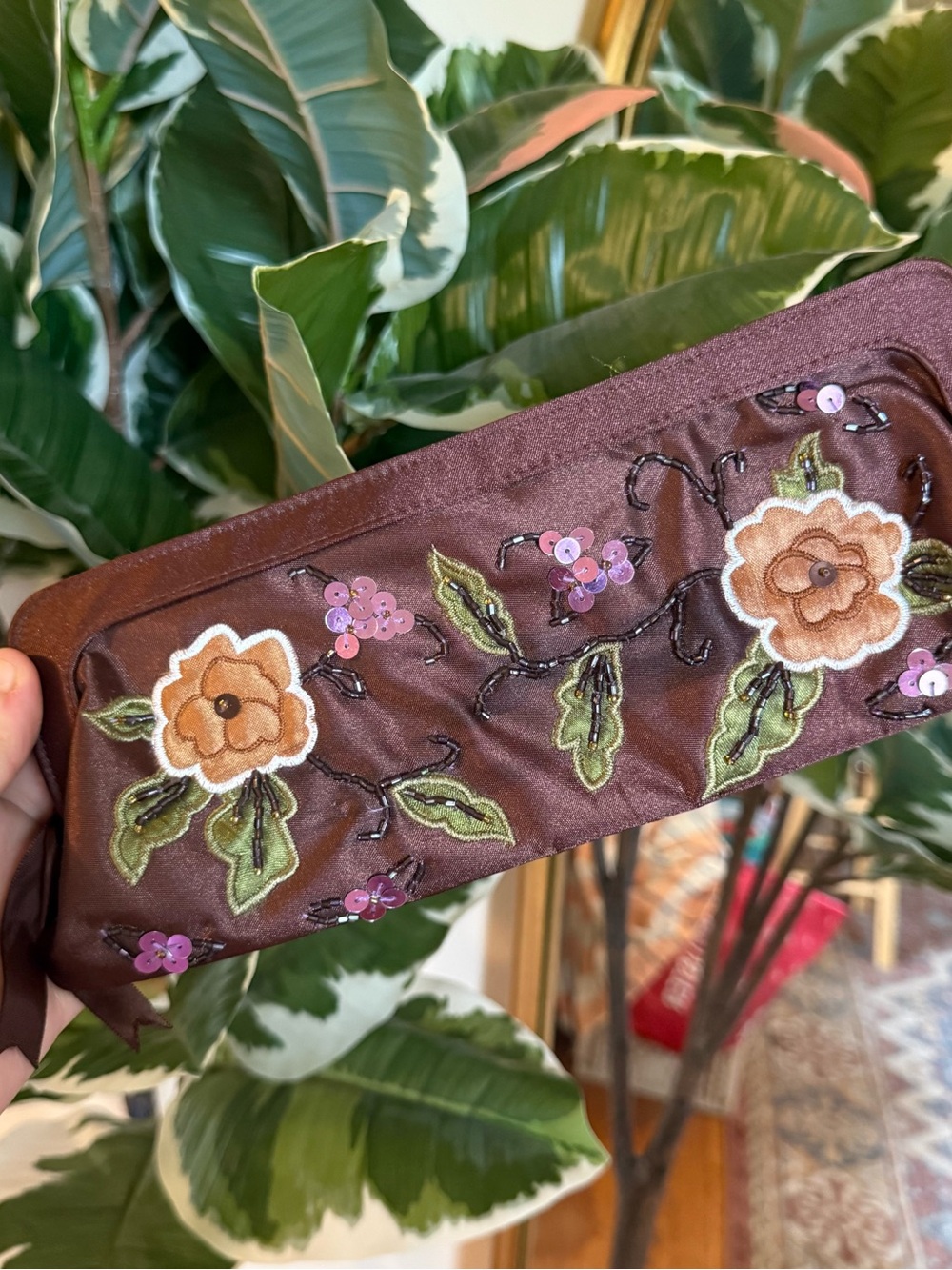 Vintage brown floral beaded & sequin clutch bag